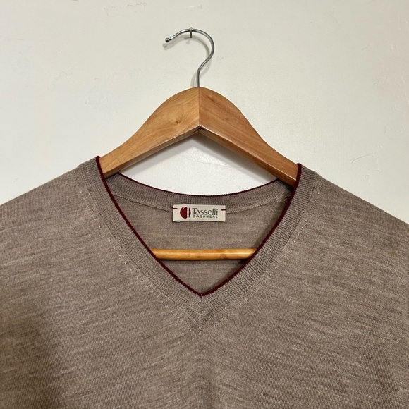 Tasselli cashmere silk v neck sweater - Picture 3 of 6